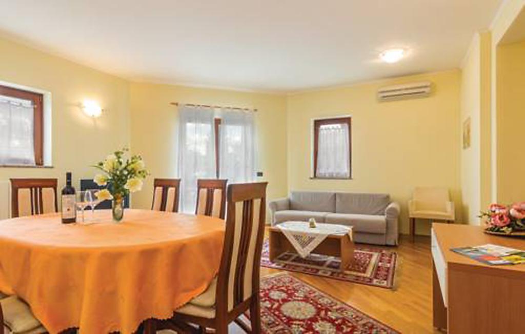 Apartments Villa Teuta Umag Ngoại thất bức ảnh
